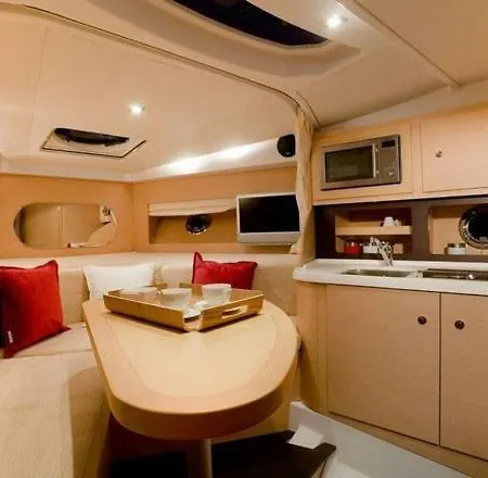 Πλωτό κατάλυμα Bateau Standing Privative - Nuit A Quai Port Λα Ροσέλ