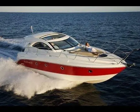 Bateau Standing Privative - Nuit A Quai Port