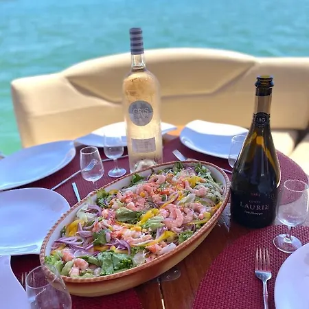 Bateau Standing Privative - Nuit A Quai Port * La Rochelle (Charente-Maritime)